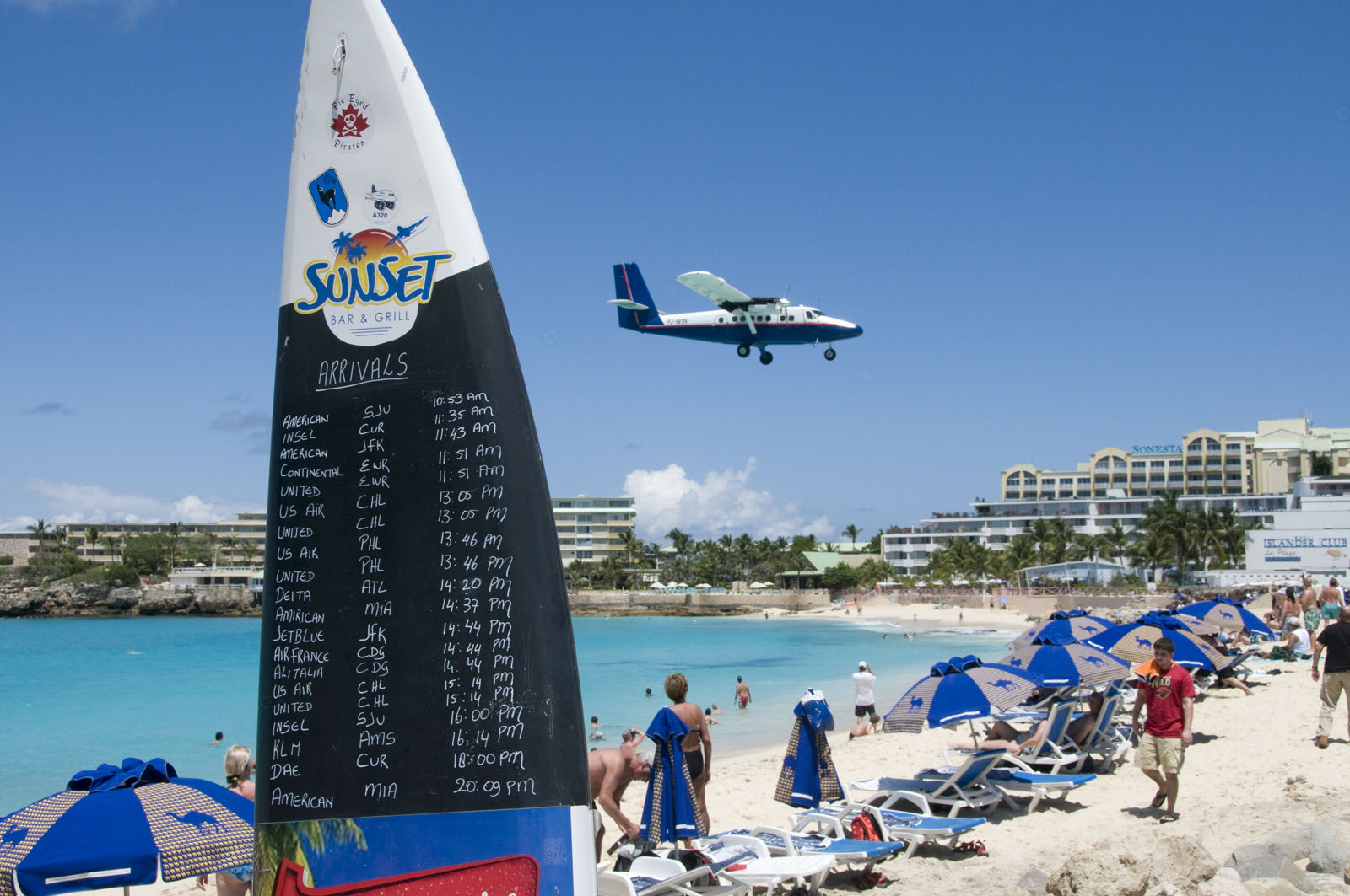 maho-beach-st-maarten9.jpg
